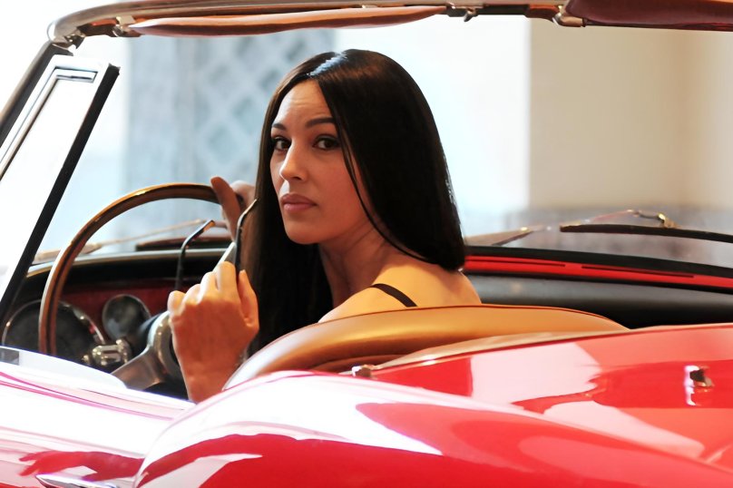 Моника Беллуччи в Феррари