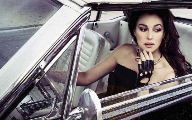 Моника Беллуччи