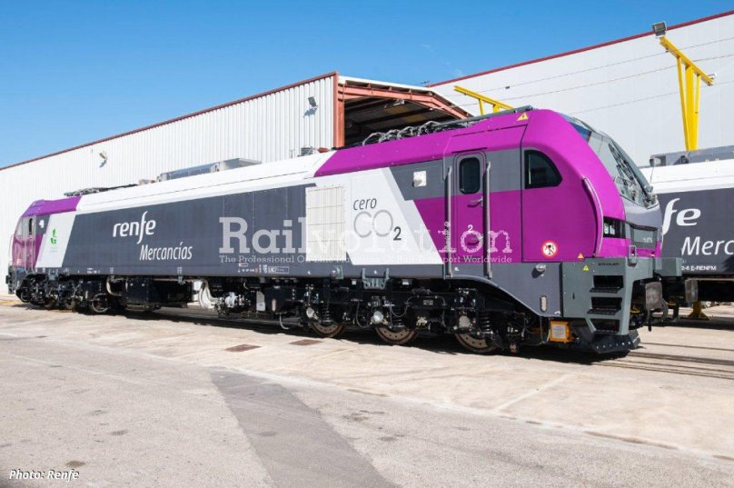 Электровоз Renfe e 1000