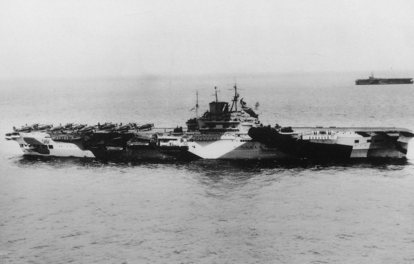 Авианосец Илластриес 1940