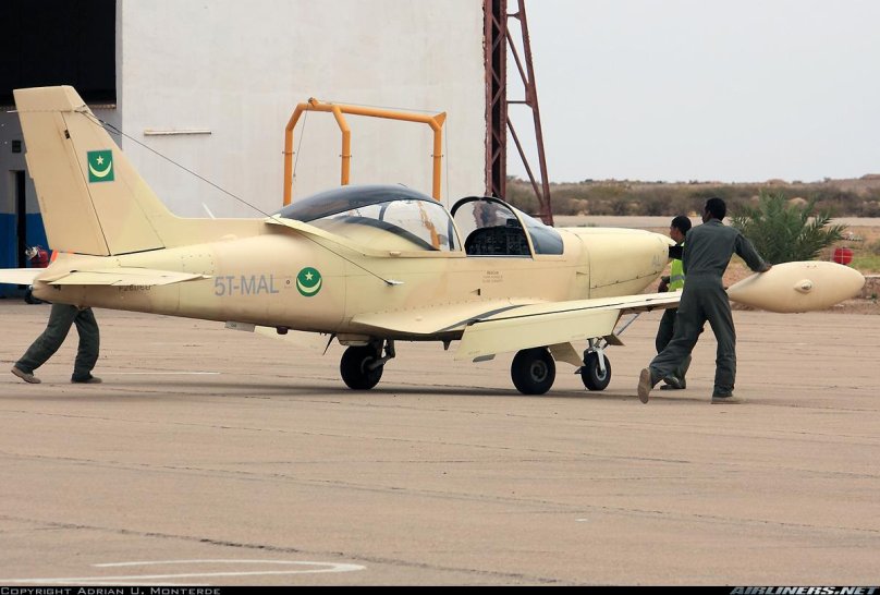 Siai SF-260w „over Africa“