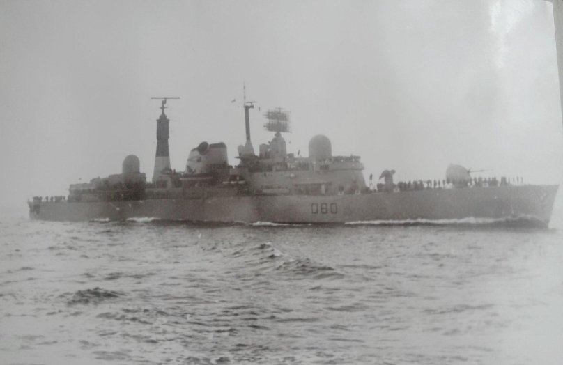 HMS Sheffield d80