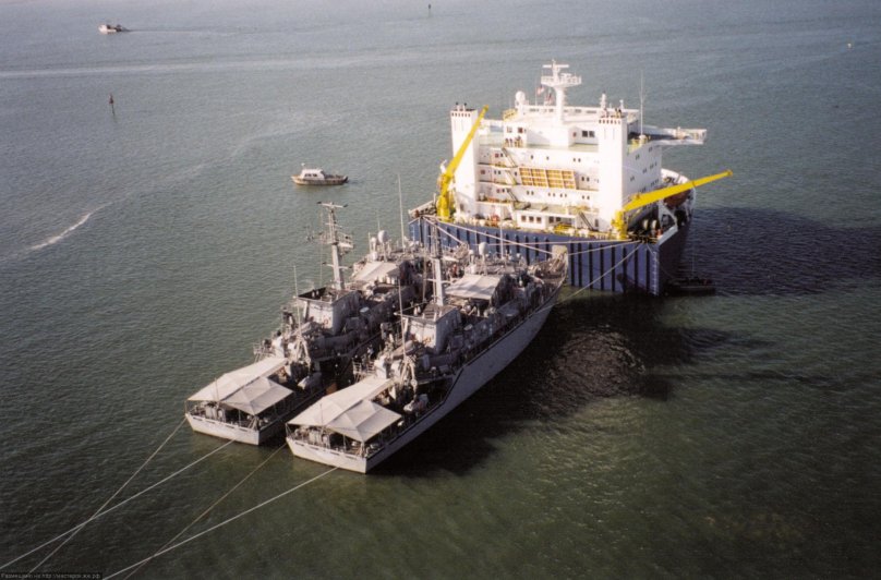 Блю Марлин судно