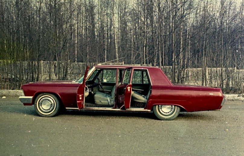 ЗИЛ-117 вишнёвый