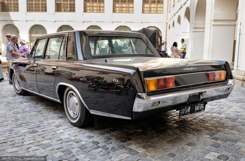 ЗИЛ-114 седан