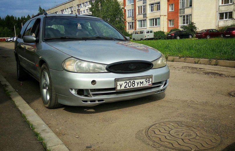 Бампер Форд Мондео 2 St 200