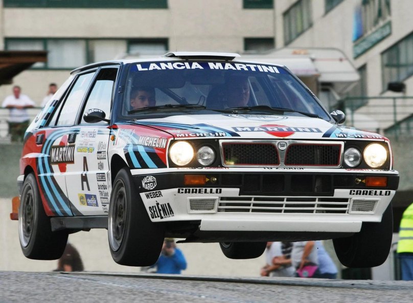 Lancia Delta integrale ралли