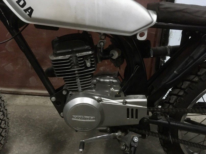 Мопед с шильдиком Хонда