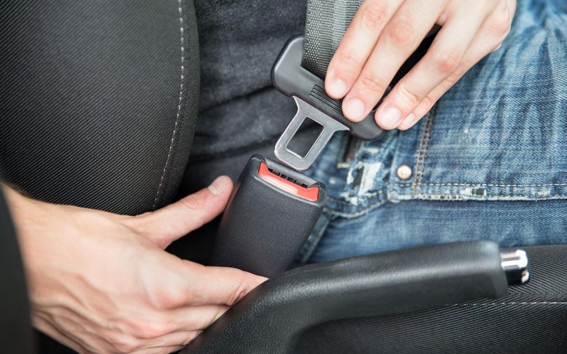 Ремень безопасности