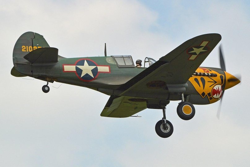 Curtiss p-40