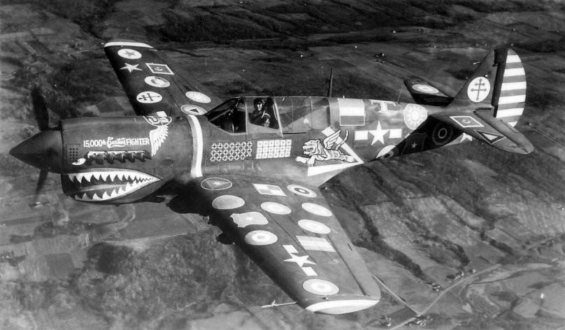 Самолёт p-40e Warhawk