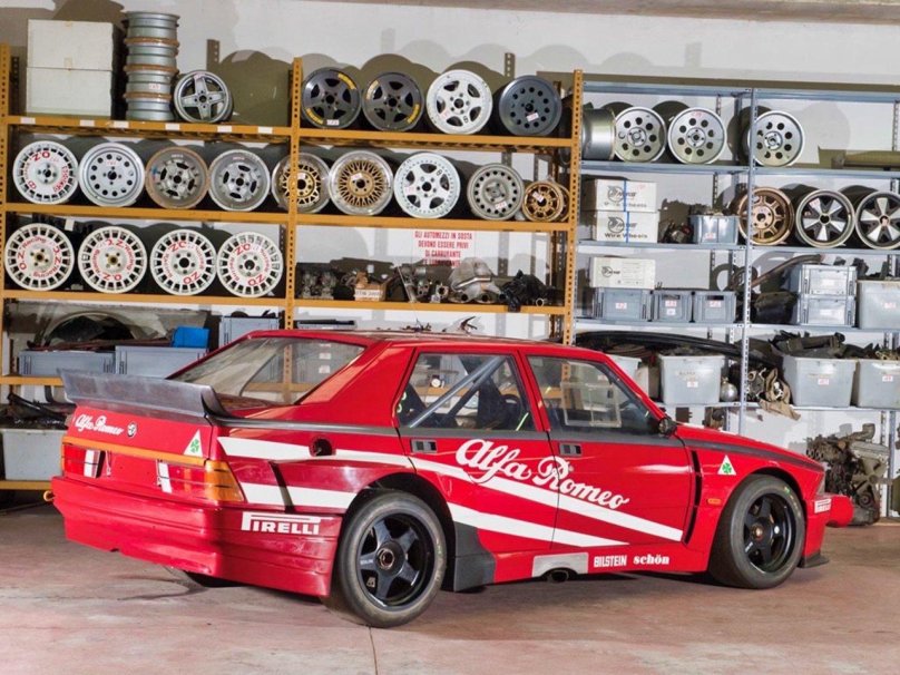 Alfa Romeo 75 DTM