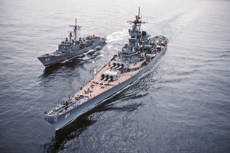 Корабль USS Iowa BB-61