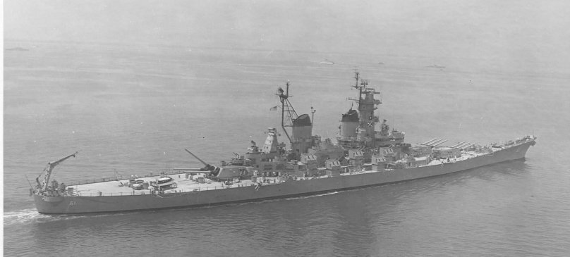 Корабль USS Iowa BB-61