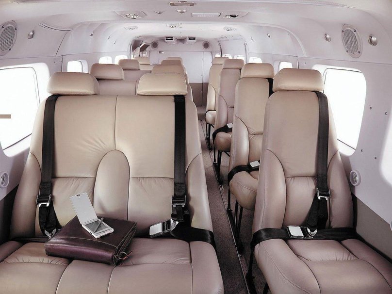 Cessna 208 Caravan салон