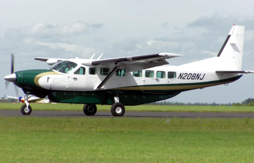 Cessna 208 самолет