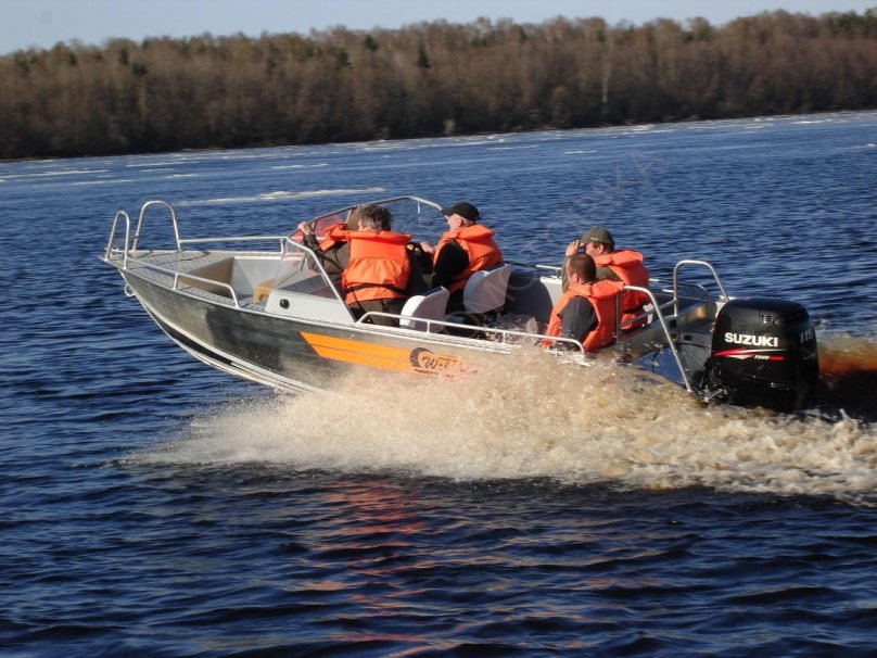 Катер Wellboat 53