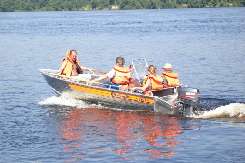 Лодка "Wellboat 46"