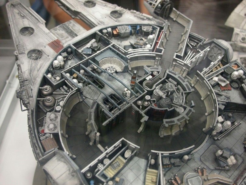 Millennium Falcon Cutaway