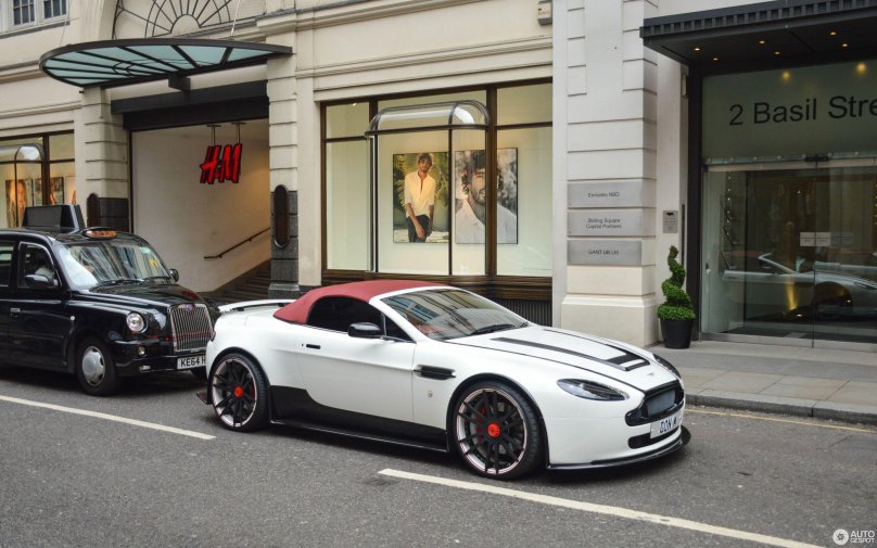 Астон Мартин Mansory