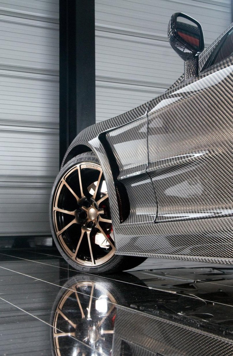 Aston Martin Mansory