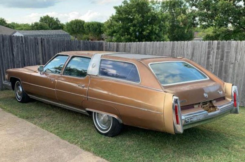 Cadillac Fleetwood 1976