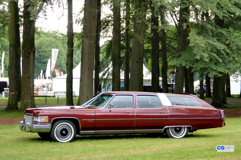 1976 Cadillac Wagon