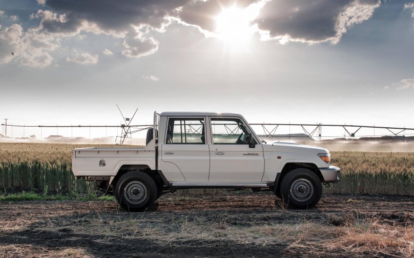 Toyota Land Cruiser 70 Pickup