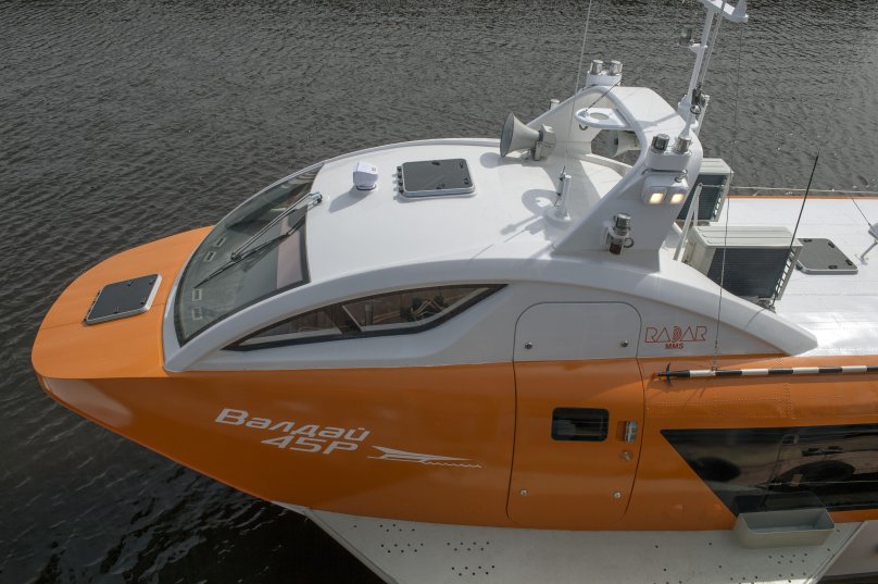 Валдай 45р судно