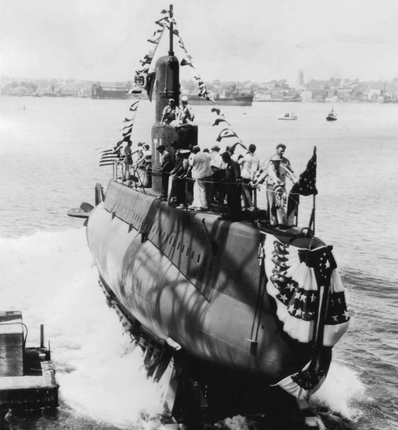 Подводная лодка вода пока