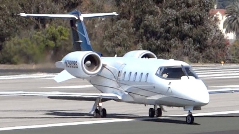 Lear Jet 23