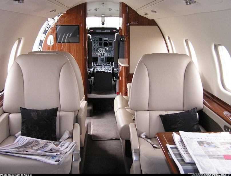 Самолет Лирджет 60