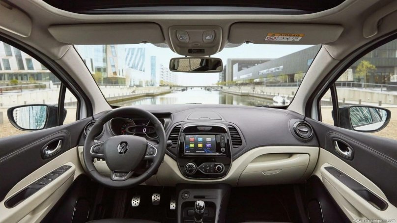 Рено Каптур с панорамной крышей