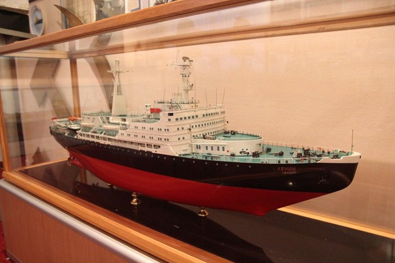 Модели атомохода Ленин