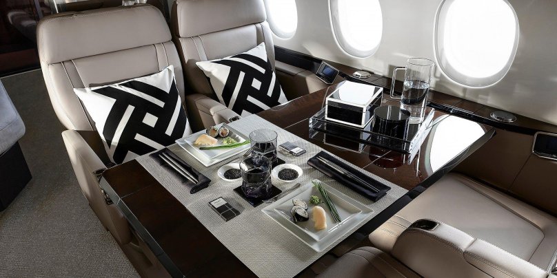 Dassault Falcon 8x Interior
