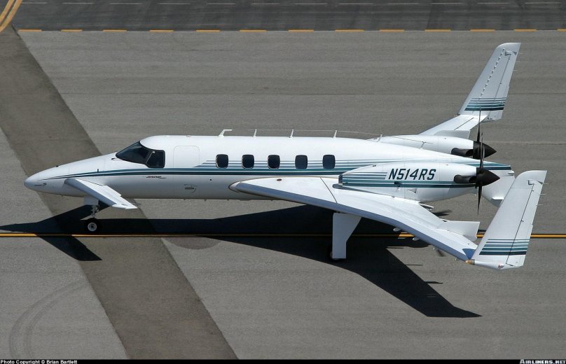 Beechcraft Starship 2000