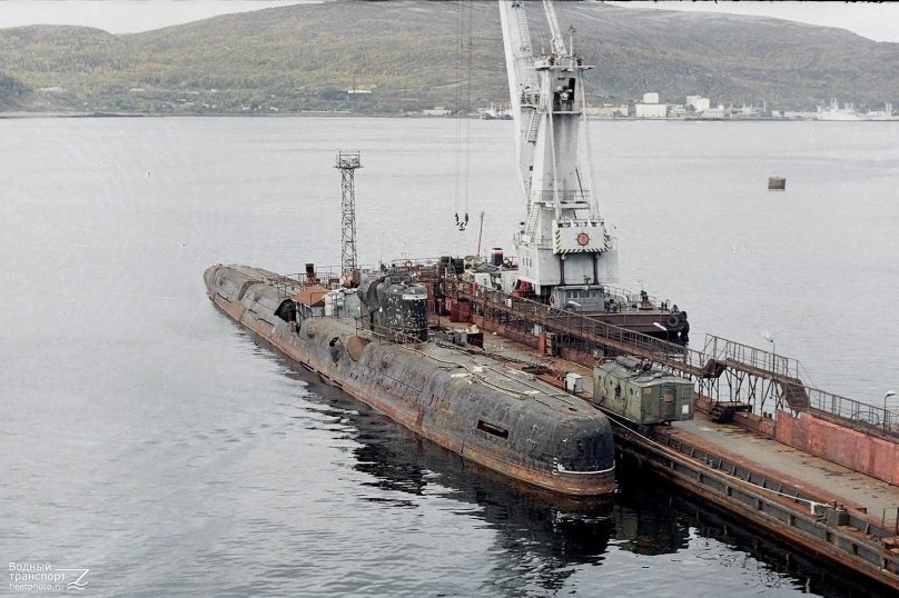 Бухта Чажма подводная лодка