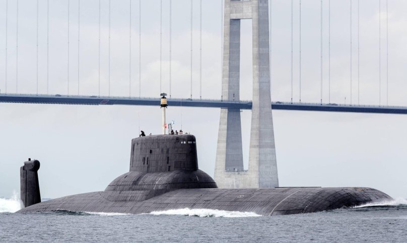 Атомная подводная лодка Дмитрий Донской