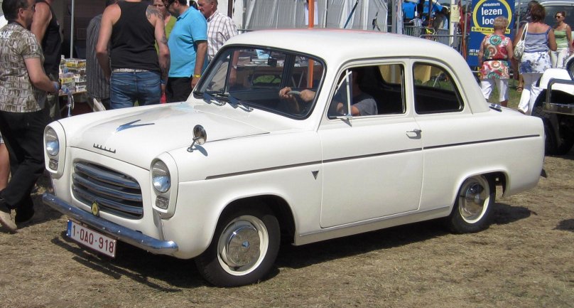 Ford Anglia 100e
