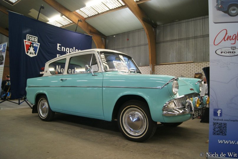Ford Anglia 106 e