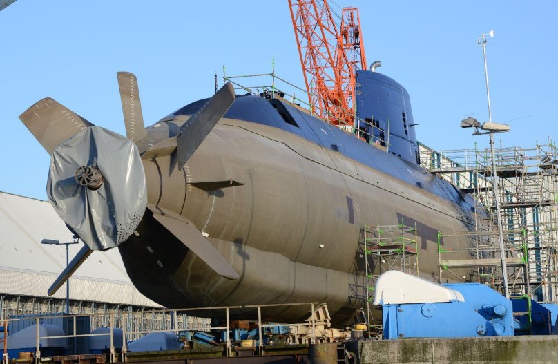 Подводная лодка Dolphin Type 800