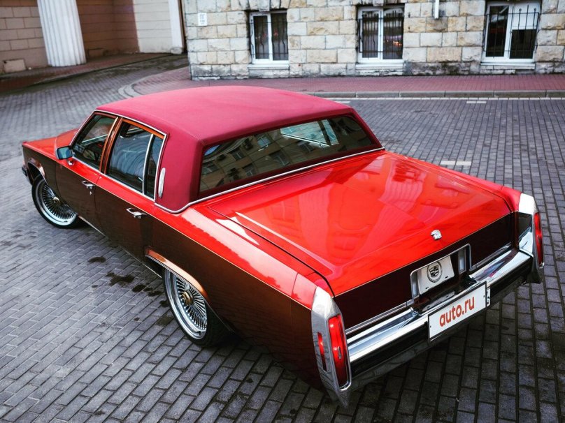 Кадиллак седан Девиль 1980