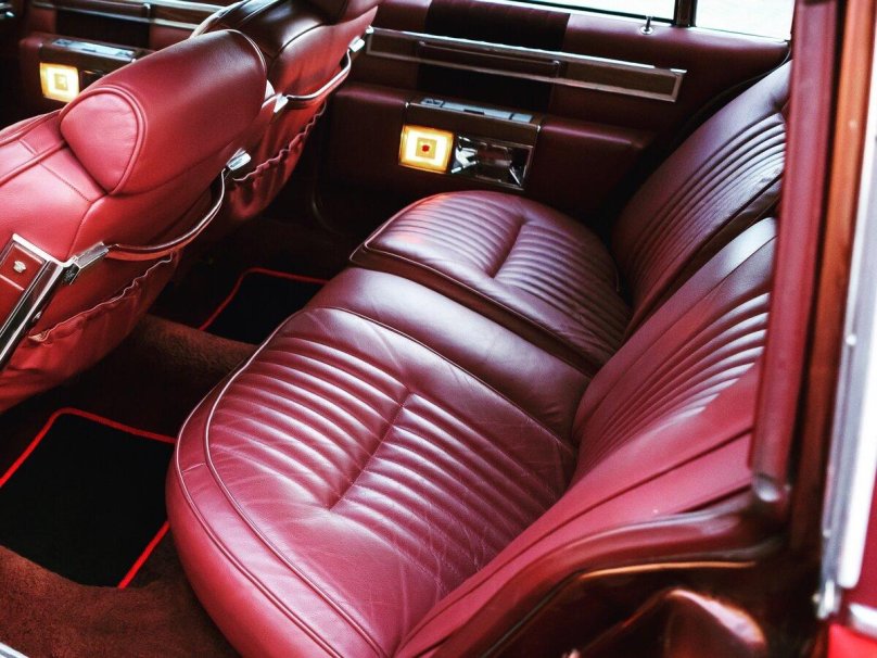 Cadillac Deville 1990 салон