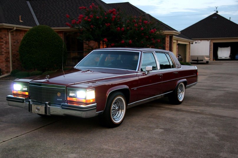 Кадиллак Девиль 80