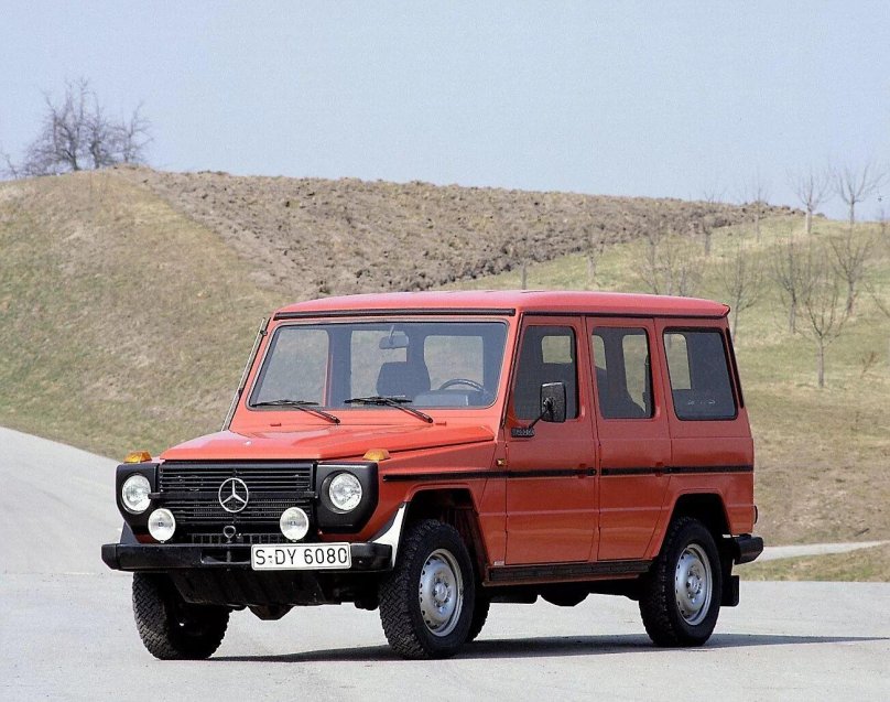 Mercedes-Benz g-class w460