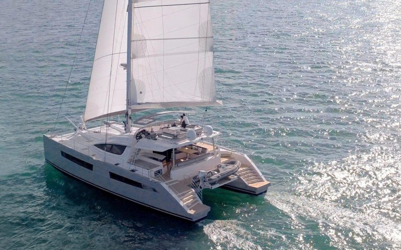 Катамаран Privilege 515