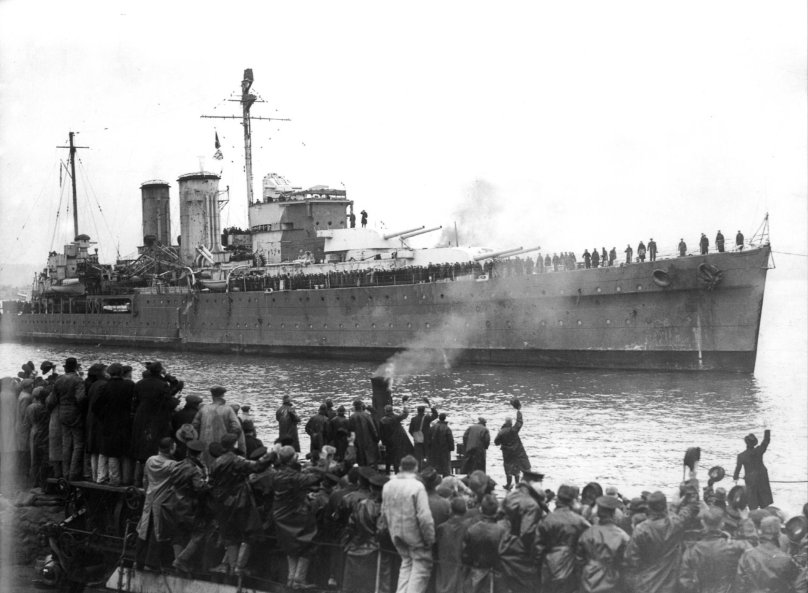 Крейсер Эксетер после боя у ла платы