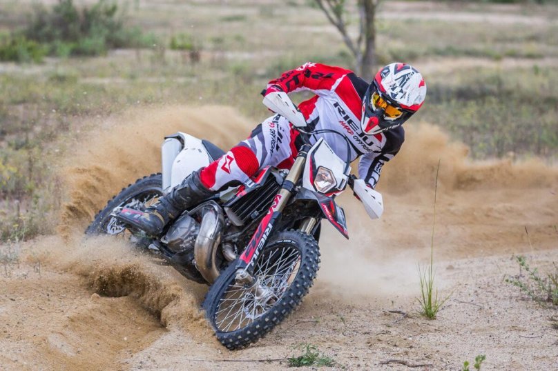 Мотоцикл Rieju Mr 300