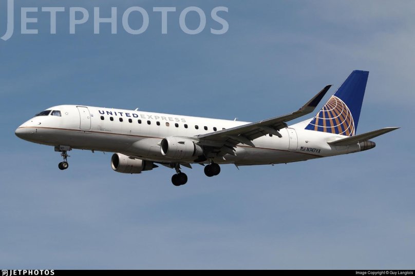 Embraer 170