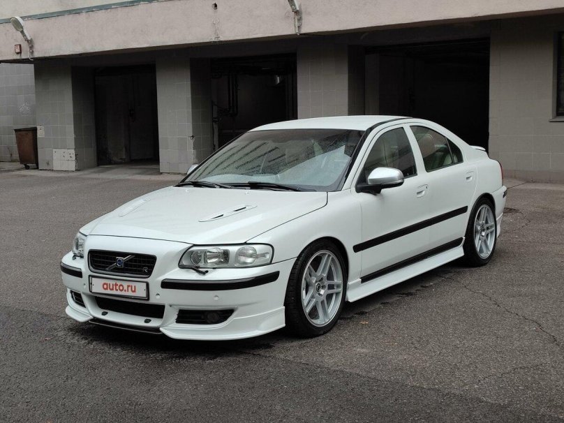 Вольво r60 300 л.с